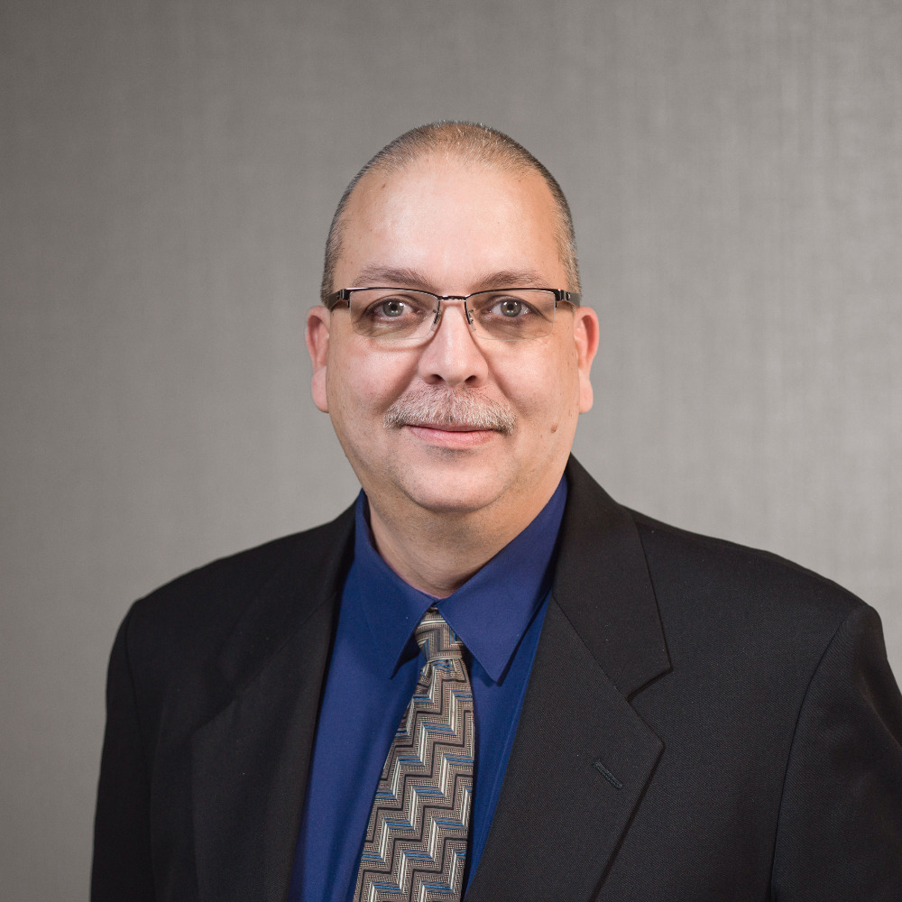 Luis Benitez Headshot