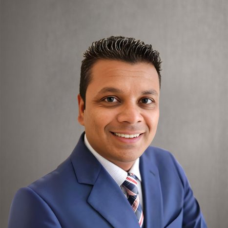 Andy Gupta Headshot